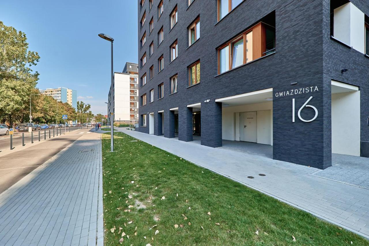 Exclusive Apartments Gwiazdzista With Free Garage Wroclaw By Noclegi Renters Екстер'єр фото