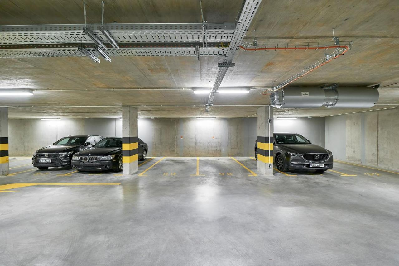 Exclusive Apartments Gwiazdzista With Free Garage Wroclaw By Noclegi Renters Екстер'єр фото